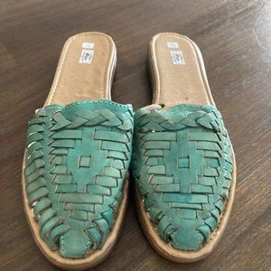 Huarache Sandal ~ Boho Mexican Style ~ Colorful Leather ~ Mexican Huaraches